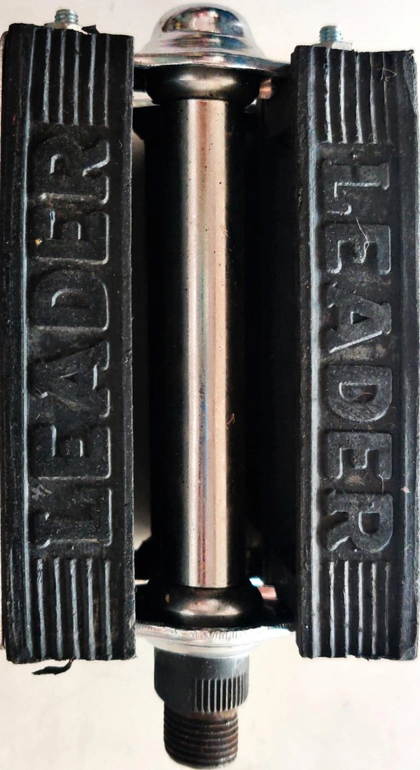 LEADER PEDALS 28"