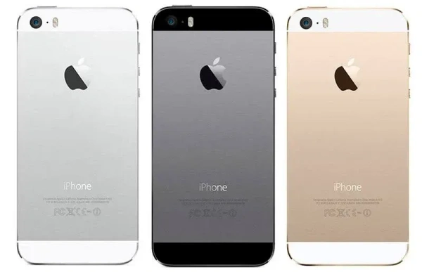 iPhone 5S Just Like New 3 Month Warranty Including All Accessories - 64GB, Gold