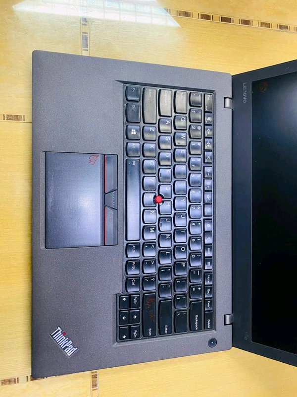 Lenovo LENOVO THINKPAD T450 - 5th, 8gb, SSD-256