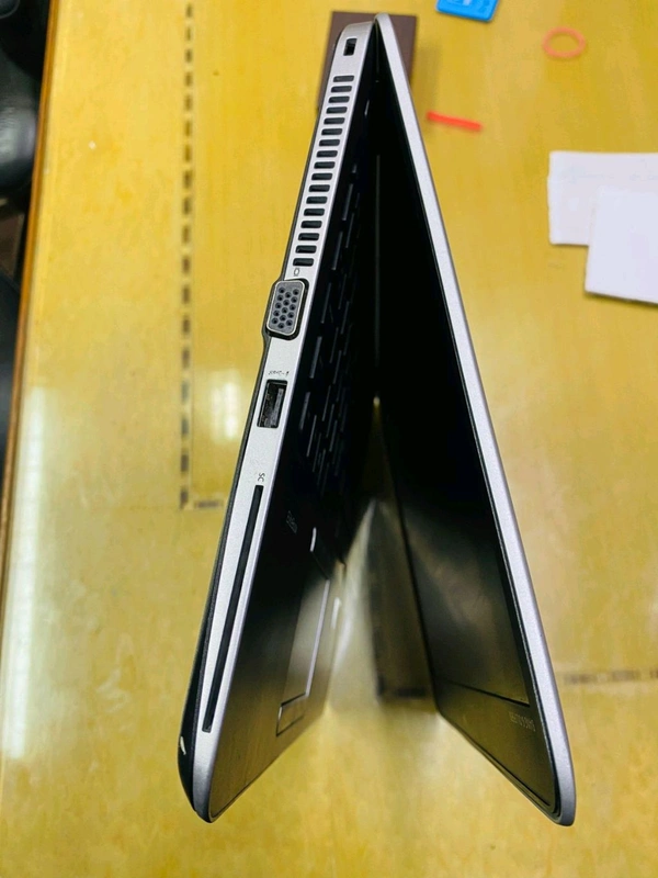 Hp Elitebook 840g4 - 8gb, SSD 256gb, Intel Core i5 / 7th Generation
