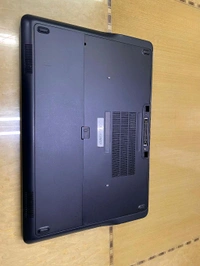 Dell Latitude 7440 - i5, 8 Gb, 256gb Ssd