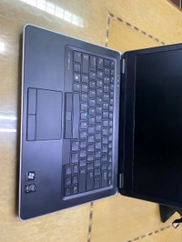 Dell Latitude 7440 - i5, 8 Gb, 256gb Ssd