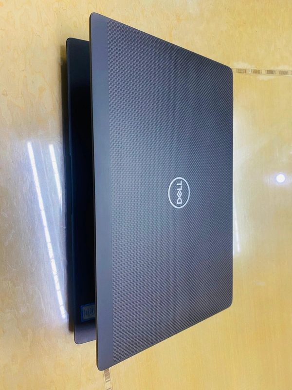 Dell Latitude 7400 Touch Screen - 8th, 8 gb, SSD - 256
