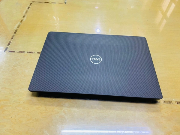 Dell Latitude 7300 Touch Screen - 8th, 8 gb, SSD - 256