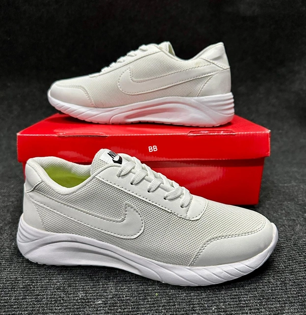 Nike Shoes 8@ Quality - Black, 7