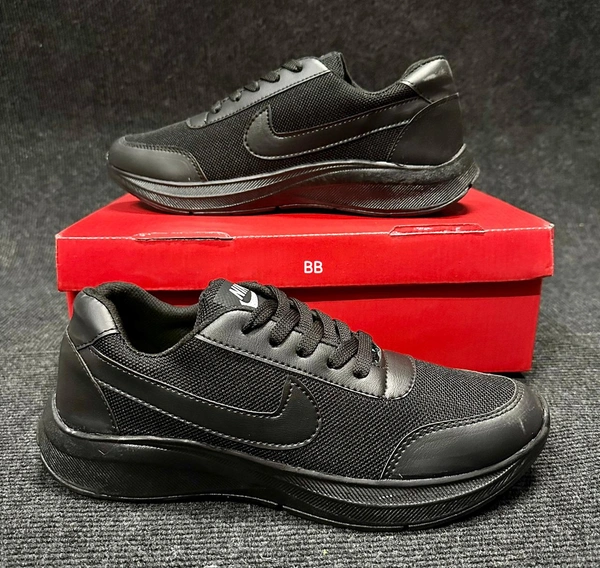 Nike Shoes 8@ Quality - Black, 8