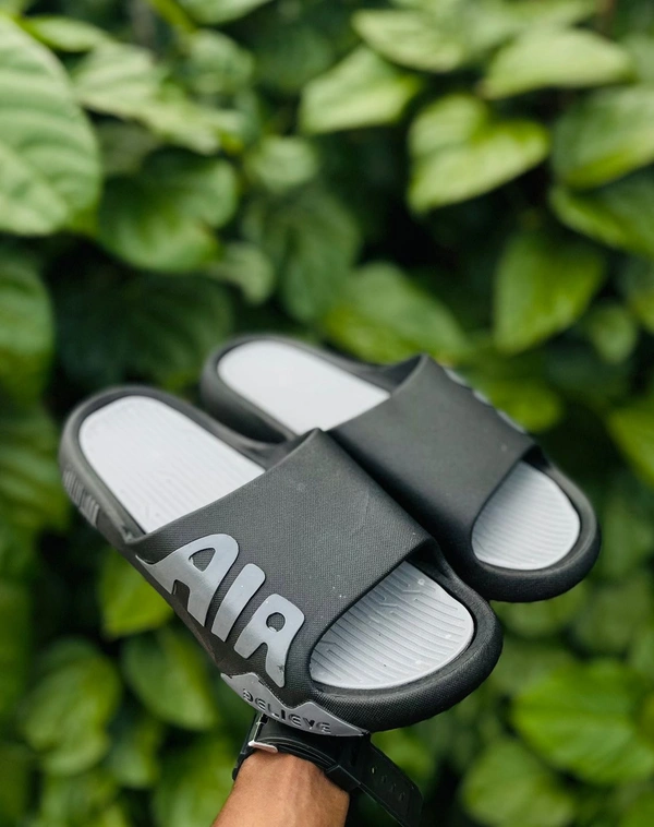 Air Flip Flops Unisex - White, 6