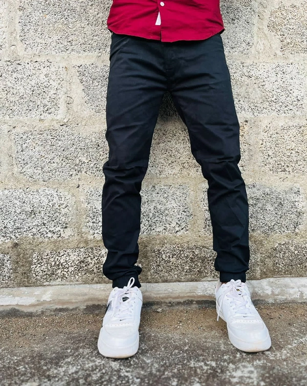 Trending Cargo Jogers - Black