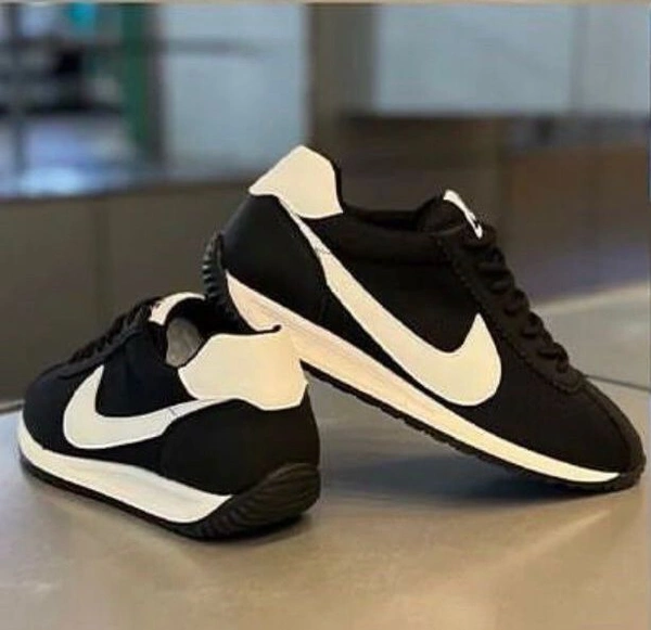 Nike Shoes V65