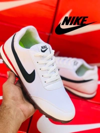 Nike Shoes V64