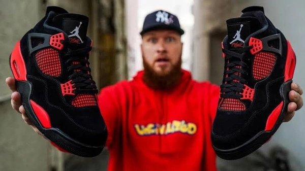 Jordan Retro Red Thunder