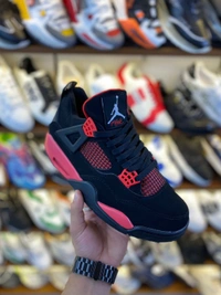Jordan Retro Red Thunder