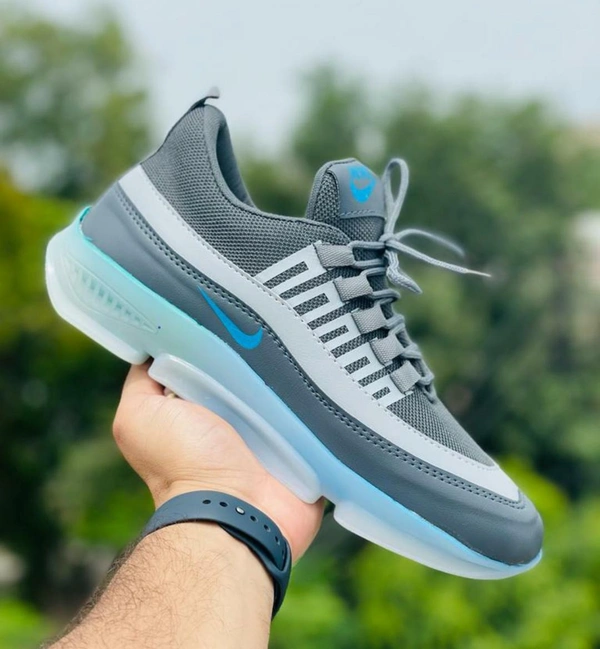 Nike Premium