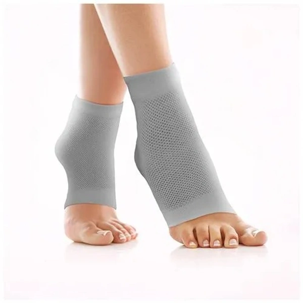 Azah Moisturising Gel Socks For Women & Men - Silicone Pad Socks For Heel Repair. Pain Relief & Cushion Support, Grey, 1 pc