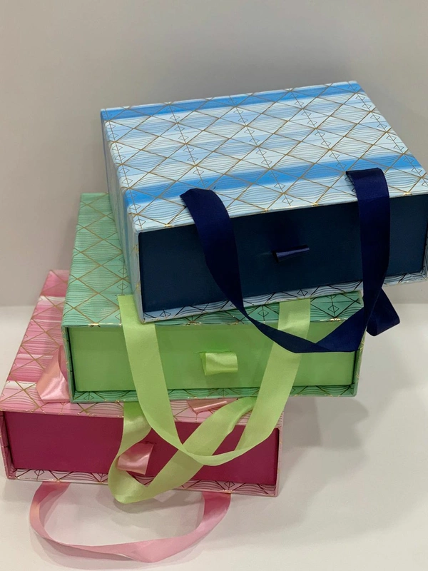 PPREMIUM FOILED BAG BOXES - Blue, 7×9×3.5 Inches