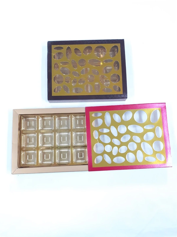 12 CAVITY CARVING CHOCOLATE BOX  - Morocco Brown, 7×9 Inches