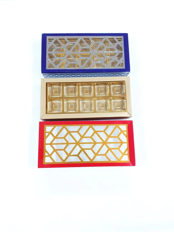 10 CAVITY CARVING CHOCOLATE BOX  - Red, 5×10.5×2 Inches