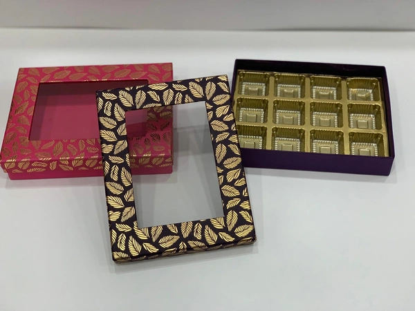 12 CAVITY WINDOW CHOCOLATE BOX - Red, 6×8 Inches