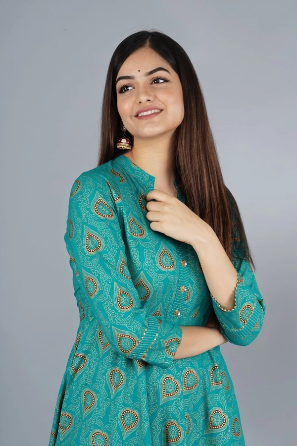 Women Printed Viscose Rayon Anarkali Kurta Green Colour - M