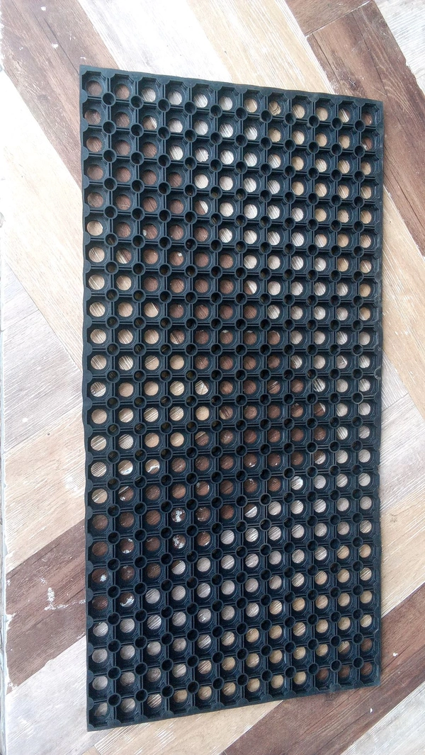 Holo MAT  - Black