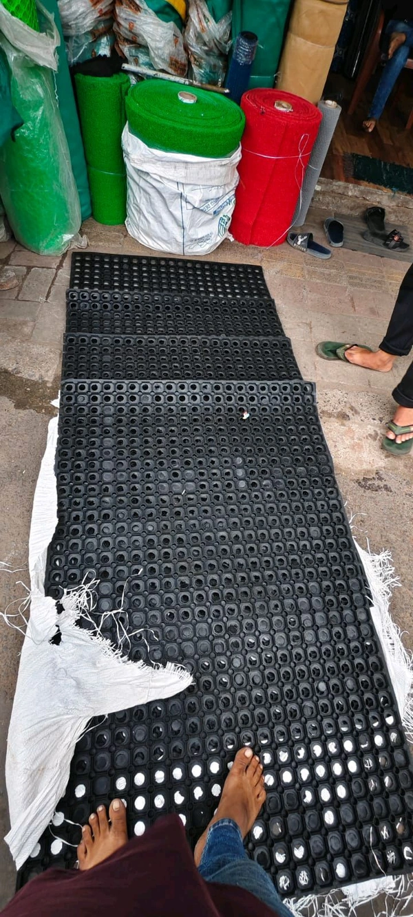 Holo MAT  - Black