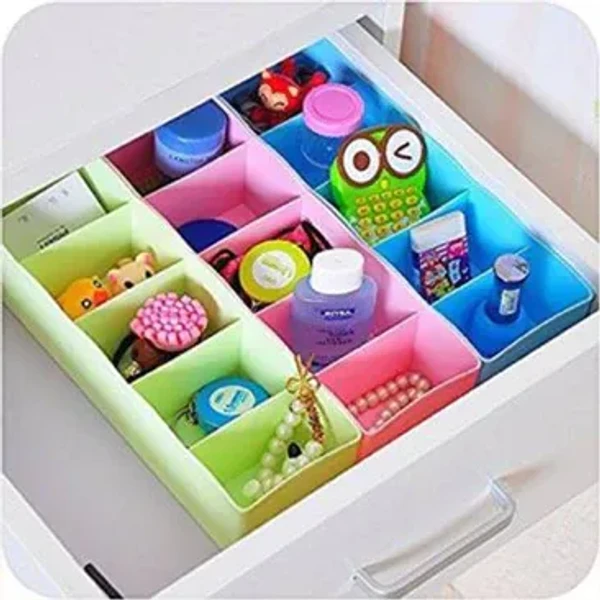 4PCS SOCKS TRAY 5 Compartments Socks / Handkerchief / Underwear Storage Box Socks Drawer Closet Organizer Storage Boxes (Pack Of 4)