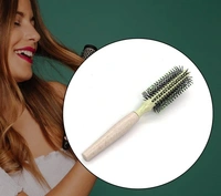 ROUND HAIR COMB (519)