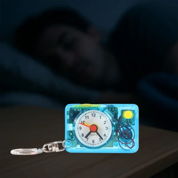 ALARM CLOCK KEYCHAIN, Mini Alarm Clock Keychain – 1PC Portable Quartz Analog Clock Key Ring(2384)