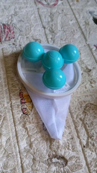 LINT CATCHER ROLLER  Laundry Ball Floating Pet Fur Lint Hair Catcher Household Reusable Washing Machine Floating Lint Mesh Bag Hair Filter Net Pouch Washing Lint Hair Remover Net, Mesh Bag Dryer (1921)
