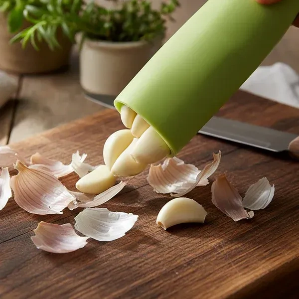 GARLIC PEELER TUBE, Premium Silicone Garlic Peeler Tube | Quick & Easy Garlic Skin Remover Roller | Food-Grade, Non-Slip Kitchen Tool for Effortless Peeling (1 Pc)(2689)