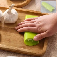 GARLIC PEELER TUBE, Premium Silicone Garlic Peeler Tube | Quick & Easy Garlic Skin Remover Roller | Food-Grade, Non-Slip Kitchen Tool for Effortless Peeling (1 Pc)(2689)