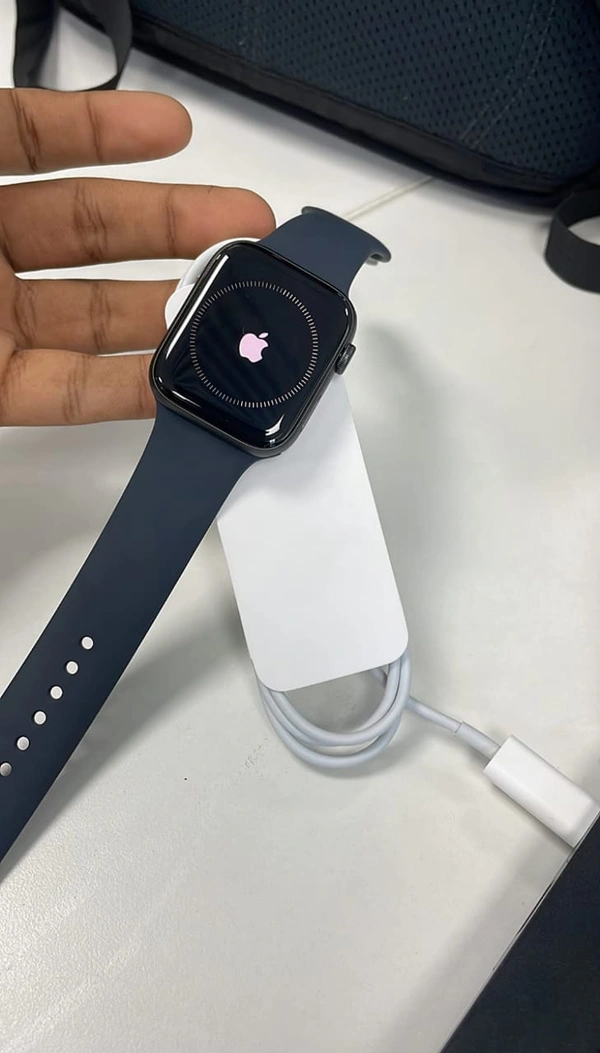 Apple Smart Watch Refurbished 