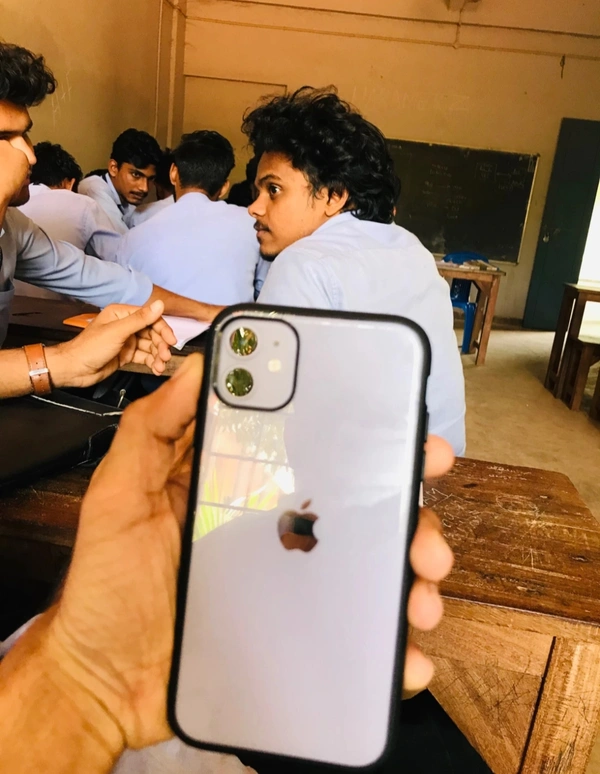 Apple  I Phone 11 64 Gb - White