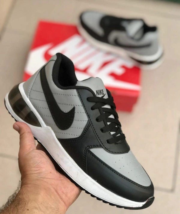 Nike Shoes (Copy) - Black, 9