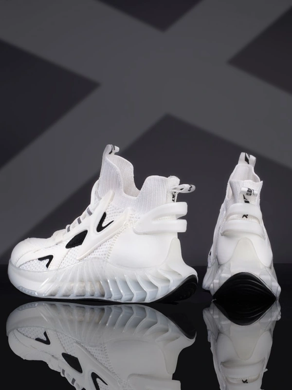 Atom Speed Rider White Sneakers  - White, 7