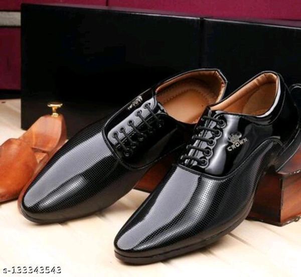 *stifron patten relaxsable man formal shoes*Material: Patent LeatherSole Material: PVCFastening & Back Detail: Lace-UpPattern: SolidNet Quantity (N): 1The lace-up formal shoe for men is made from synthetic material on the inside and outside and is finished in an attractive shine. Men's lace-up formal shoes feature Airmax sole, lace-up cl - Black, 6