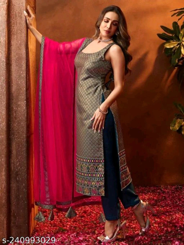  Dupatta SetsKurta Fabric: RayonFabric: RayonBottomwear Fabric: RayonSleeve Length: Three-Quarter SleevesPattern: PrintedSet Type: Kurta with Dupatta and BottomwearStitch Type: StitchedNet Quantity (N): SingleSizes: XS (Bust Size: 17 in, Bottom Length Size: 38 in, Shoulder Size: 14.5 in) S (Bust Size: 18 in, Bottom Length Size: 38 in, Shoulder Size: 15 in)  - Gray, S