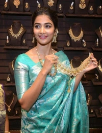 Trending Banarasi Silk Saree With Blouse 
 - Free Size