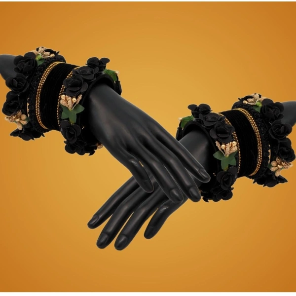 Shopnav Women's Black Color Floral Bangles Set: 2.4 - Black
