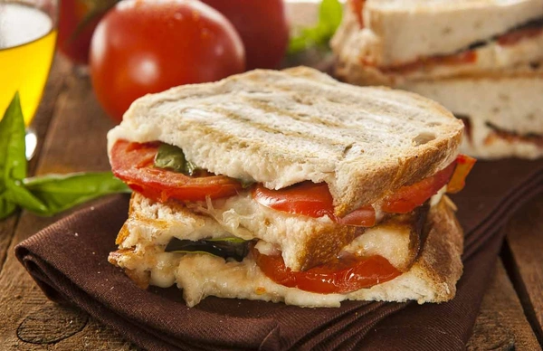 Veg Toasted Cheese N Tomato Sandwich