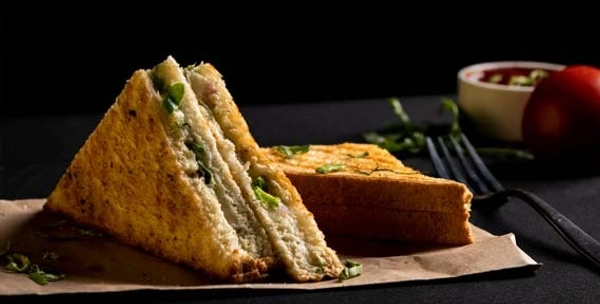 Grilled Chicken and Egg Sandwich