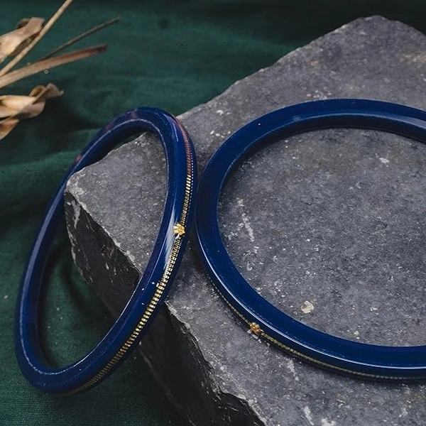 TRJ MAHALAXMI BLUE POLA EXTRA LITES HUID HALLMARK 916 22KT GOLD POLA BADHANO BANGLES (LAMINATED) 1 PAIR APPROX. WGT: 0.085 GM. (NON EXCHANGEABLE) WITH PURITY SMART CARD - 22 (2/2)