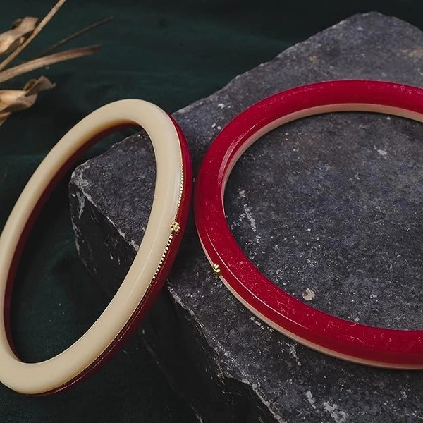 TRJ MAHALAXMI R/W POLA EXTRA LITES HUID HALLMARK 916 22KT GOLD POLA BADHANO BANGLES (LAMINATED) 1 PAIR APPROX. WGT: 0.085 GM. (NON EXCHANGEABLE) WITH PURITY SMART CARD - 27 (2/7)