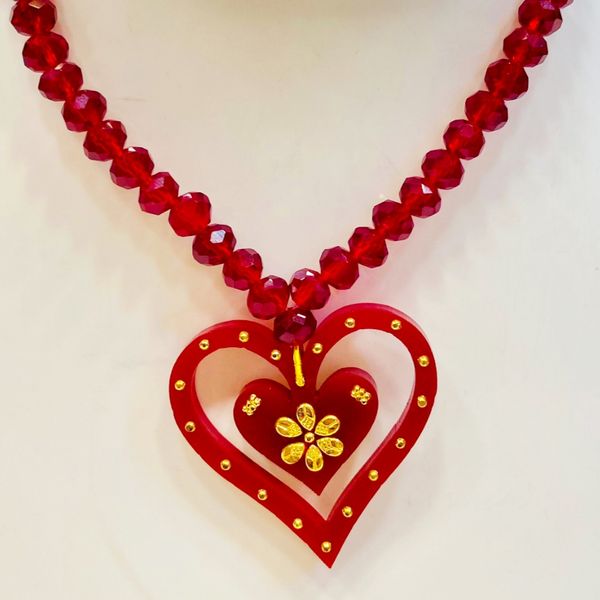 Red pola gold on sale necklace