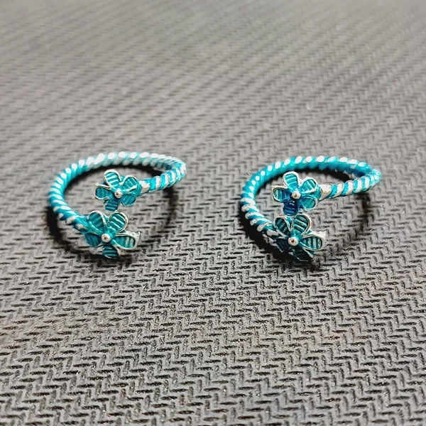 TRJ SILVER TOE RING (BICHIYA) ADJUSTABLE DESIGN (1 PAIR) WGT: 2.500-3.00 GRAM 