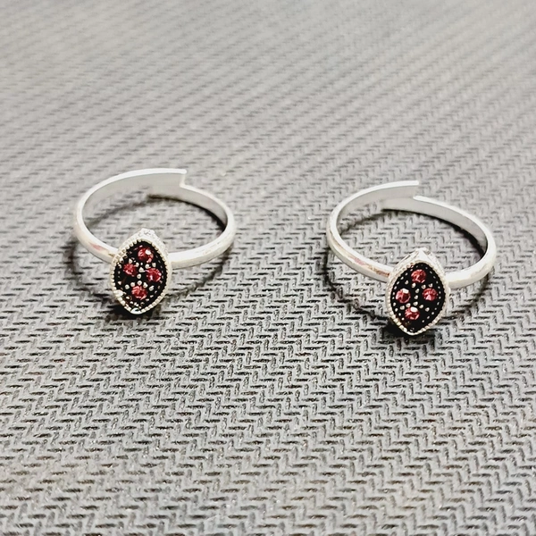 TRJ SILVER TOE RING (BICHIYA) ADJUSTABLE DESIGN (1 PAIR) WGT: 2.500-3.000 GRAM 