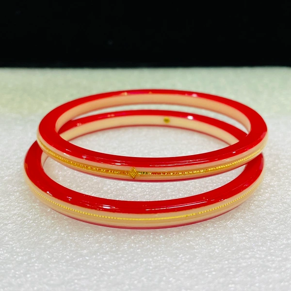 TRJ MAHALAXMI VIVRANT POLA EXTRA LITES HUID HALLMARK 916 22KT GOLD POLA BADHANO BANGLES (LAMINATED) 1 PAIR APPROX. WGT: 0.085 GM. (NON EXCHANGEABLE) WITH PURITY SMART CARD - 27