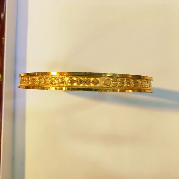 TRJ CERTIFIED BIS HALLMARK 916 22KT GOLD CHURI (PATH/SOCKET CHURI) APPROX WGT 0.300 - 0.350 GM (1 Piece) WITH PURITY SMART CARD. - 24
