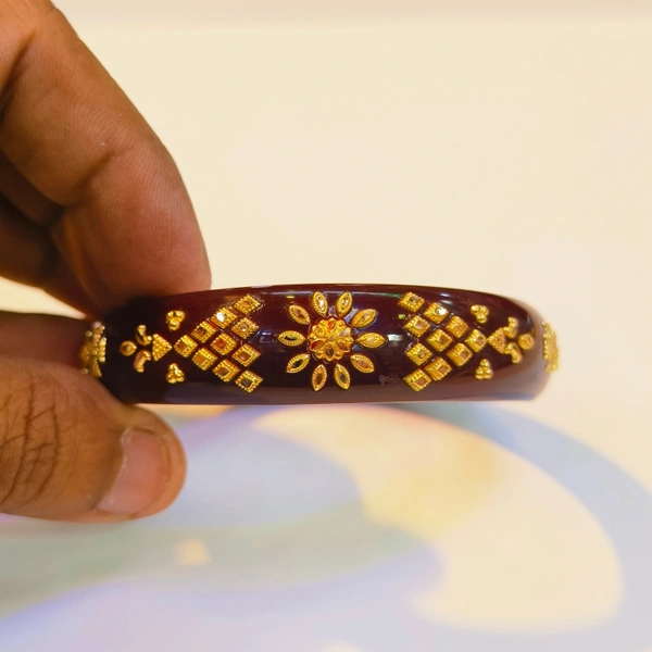 COFFEE SUTI KDM GOLD BRACELET POLA BADHANO 1 PIECE APPROX WGT: 0.500 GM FOR WOMEN. - 24