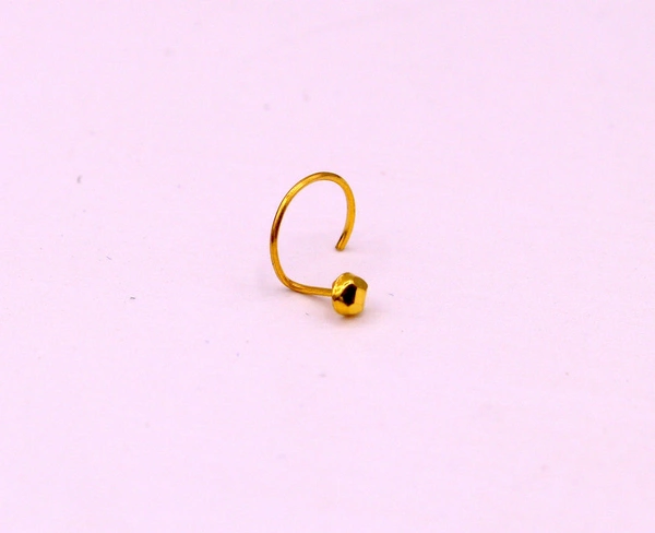 18KT YELLOW GOLD HANDMADE DIAMOND CUT DESIGN L BAND TINY NOSE PIN 1 PIECE FOR REGULAR WEAR. - 3MM D CUT